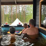 Luxuszelt Alaska Glamping Linnansaari