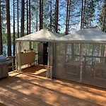 Alaska Glamping Linnansaari * 사본린나