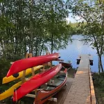 Alaska Glamping Linnansaari * سافونلينّا