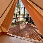Luxuszelt Alaska Glamping Linnansaari Savonlinna