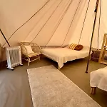Alaska Glamping Linnansaari 럭셔리텐트 *