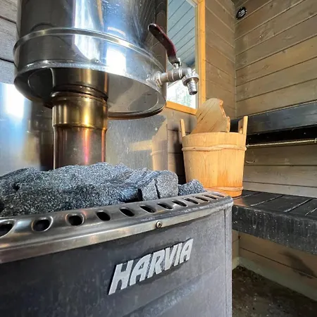 אוהל מפואר Alaska Glamping Linnansaari סאבונלינה
