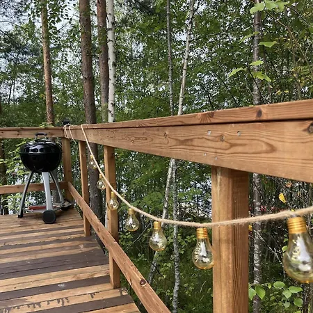 Alaska Glamping Linnansaari סאבונלינה