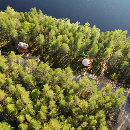 Luxe tent Alaska Glamping Linnansaari *