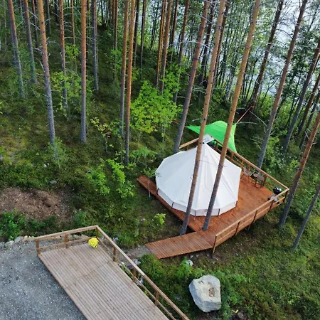 Alaska Glamping Linnansaari Luxury tent *
