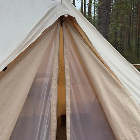 Luksusowy namiot Alaska Glamping Linnansaari