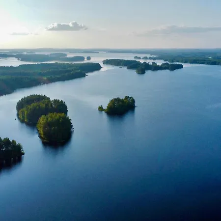 Alaska Glamping Linnansaari *