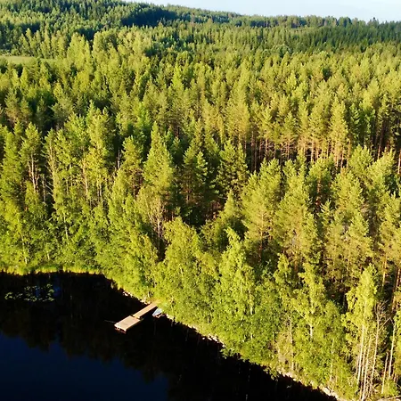Alaska Glamping Linnansaari خيمة فخمة سافونلينّا