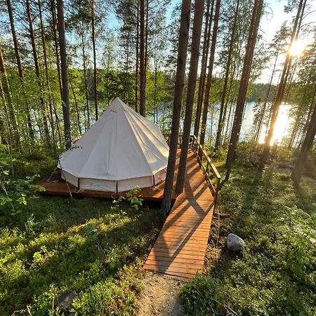 Luksusowy namiot Alaska Glamping Linnansaari *