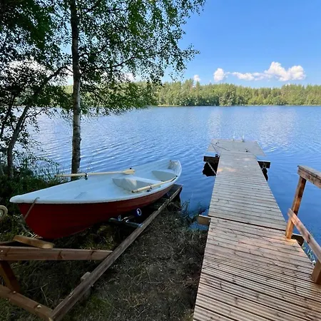 Alaska Glamping Linnansaari