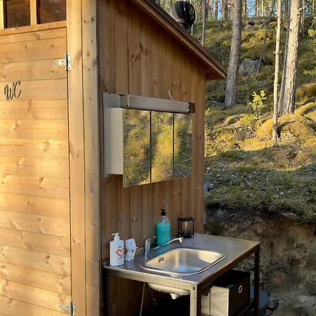 Alaska Glamping Linnansaari