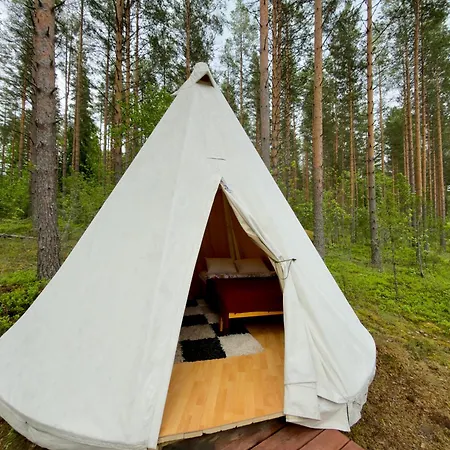 Alaska Glamping Linnansaari *